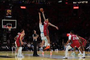 Charlotte Hornets at Miami Heat