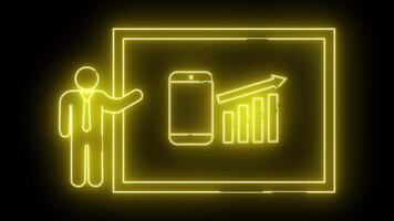 neonyellow översikt av en person presenter en mobil enhet och uppåtgående Diagram inuti en fyrkant ram på en svart bakgrund video
