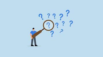 problem analys, 4k animering av affärsman med förstorande glas analysera fråga märken. video