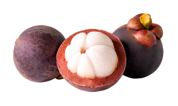 pelado mangostán en montón aislado con recorte camino en archivo formato png