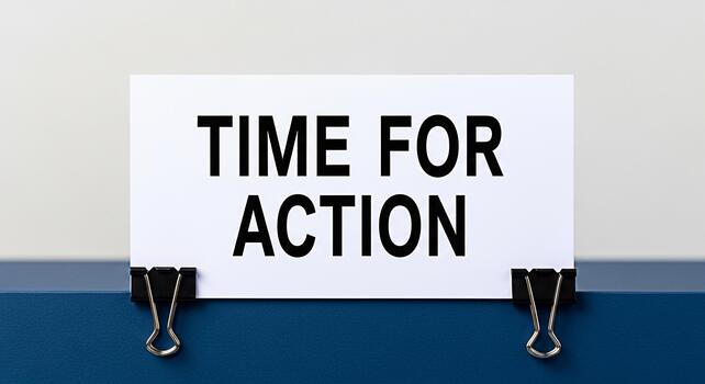 negrita hora para acción mensaje desplegado en un blanco tarjeta cortado en un azul superficie promoviendo motivación y un sentido de urgencia en un limpiar y profesional ajuste alentador inmediato acción foto