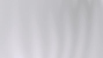 subtil ljus grå abstrakt bakgrund med vertikal vågig textur och mjuk lutning video