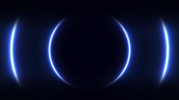 looped animering av lysande blå cirkulär vågor rör på sig mjukt på mörk bakgrund. idealisk för tech intro, sci-fi bilder, och digital energi bakgrunder. video
