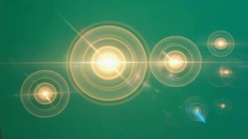 dinámica brillante ligero bengalas transición en vibrante verde azulado fondo, sugerencia tecnología, energía, o innovación en un moderno digital espacio con sutil movimiento video