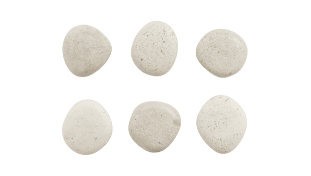 sechs Weiß Steine sind vereinbart worden auf ein Weiß Oberfläche, Erstellen ein einfach und sauber Komposition isoliert auf transparent Hintergrund png