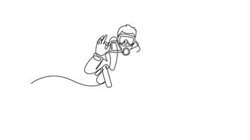 animerad själv teckning av kontinuerlig linje dra attraktiv dykning dykare är flytande under vattnet med en tank och mask, ger de ok tecken till ange säkerhet och utforskning. full längd ett linje animering video