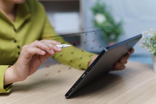 The concept of online calendar can control and manage time and activities in advance, clearly define business direction and goals, and precisely strategize for negotiating with business partners. photo