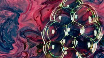 resumen vistoso tinta pintar untado explotar surrealista formas y detergente espuma video