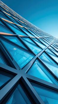 moderno arquitectónico diseño presentando pulcro vaso y metal fachada en urbano ajuste foto