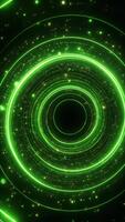 abstrakt grön neon cirklar tunnel med glittrande partiklar Loopable rörelse bakgrund video