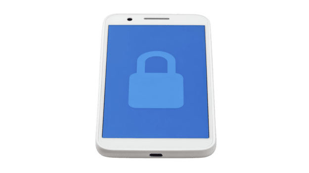 smartphone met blauw slot icoon Aan scherm, symboliseert mobiel veiligheid, privacy bescherming, en gegevens encryptie, geïsoleerd Aan transparantie achtergrond, modern technologie concept png