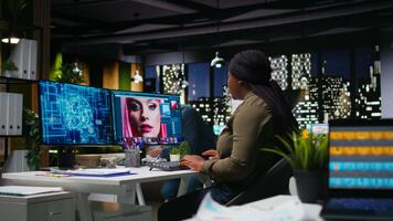 diverso foto la modifica squadra uso neurale reti per ritocco materiali, macchina apprendimento e la modifica nuovo foto soddisfare in linea. professionale progettisti utilizzando digitale Software e ai. telecamera un. video