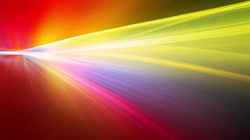 vibrerande abstrakt ljus strålar med suddig färger i dynamisk rörelse skapande en overkligt bakgrund effekt video