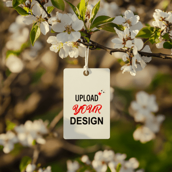 leer Etikett mit hochladen Ihre Design Text hängend von ein Blühen Baum Ast psd