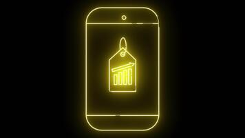 en lysande gul telefon översikt visas en pris märka ikon med ett stigande bar Graf och uppåtriktad pil på en mörk bakgrund video