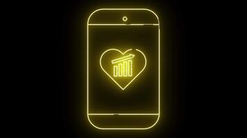 lysande gul neon översikt av en telefon visning en hjärta med en Graf och pil inuti video