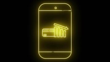 gul neon översikt av en smartphone visning en kreditera kort och minskande Graf på en svart bakgrund video