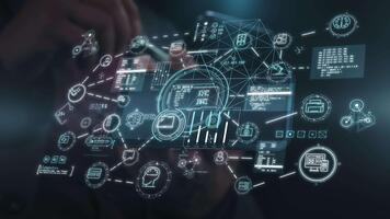 Person interagieren mit global Daten Netzwerk Schnittstelle video