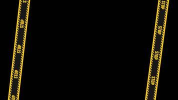 animerad diagonal sluta varning tejp gräns på transparent bakgrund. looping varning barriär ram för begränsad område scener, fara varningar, polis restriktioner, säkerhet meddelanden, säkerhet överlägg video
