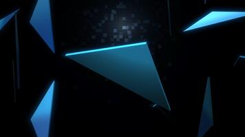 ljus neon triangel skärvor sväva dynamiskt mot djup svart yta video