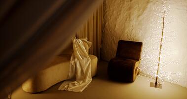 intim miljö terar värma belysning och plysch inredning video