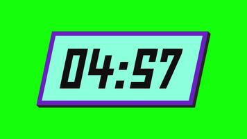 digital nedräkning timer från 5 minut till 4 minut på en lutande rektangulär visa med en grön bakgrund video
