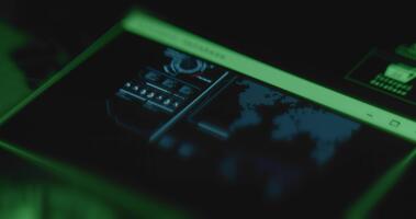 gränssnitt med värld Karta, Cybersäkerhet operationer och data analys video