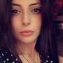 Haga clic para ver las cargas de Syuzanna Kalajyan