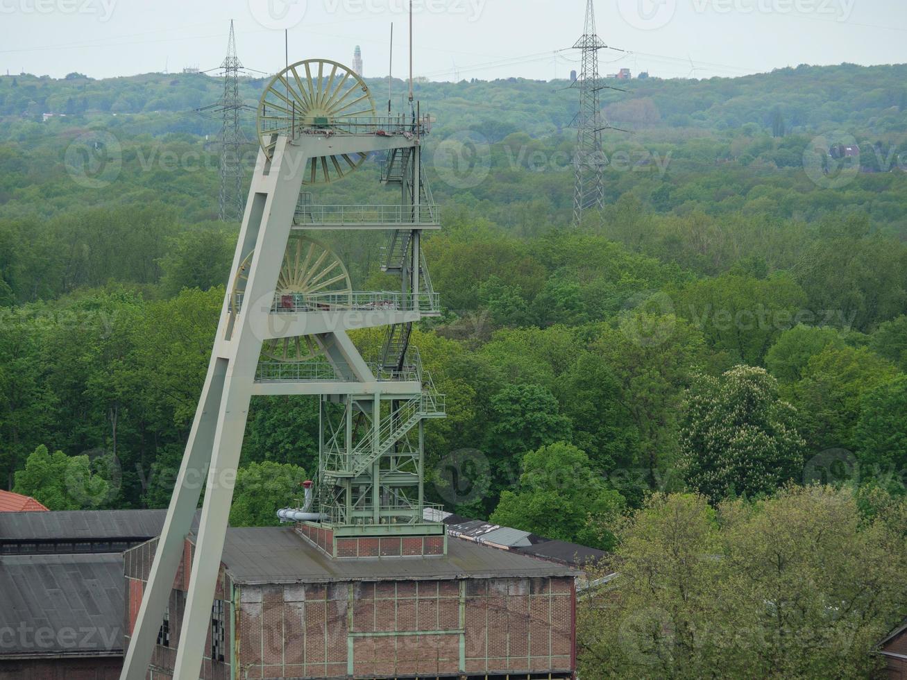 vecchia miniera di carbone nell'area della ruhr tedesca foto