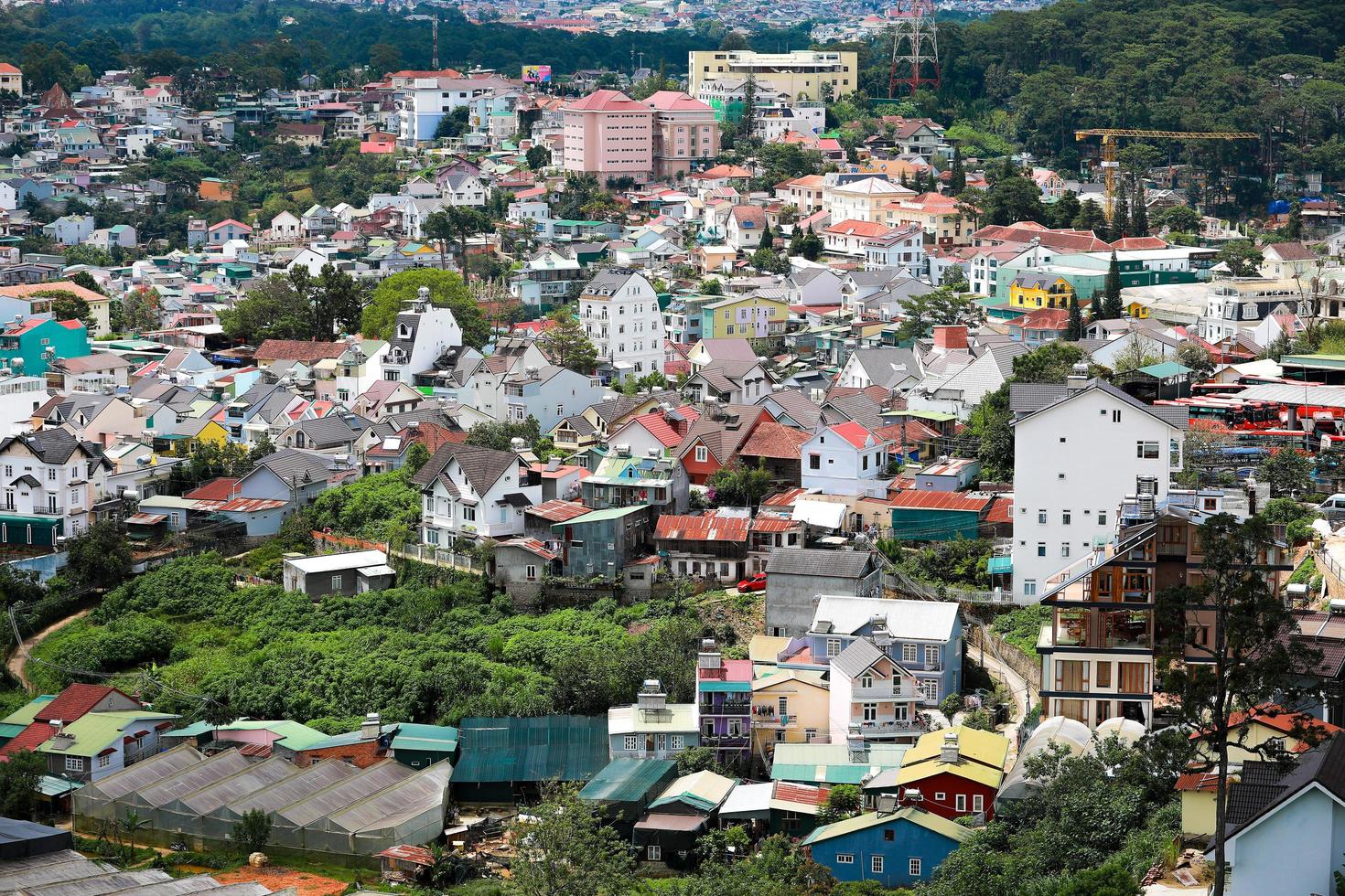 da lat city, vietnam - luglio 15,2022 paesaggio nella città di da lat city, il vietnam è una popolare destinazione turistica. città turistica nel vietnam sviluppato. foto