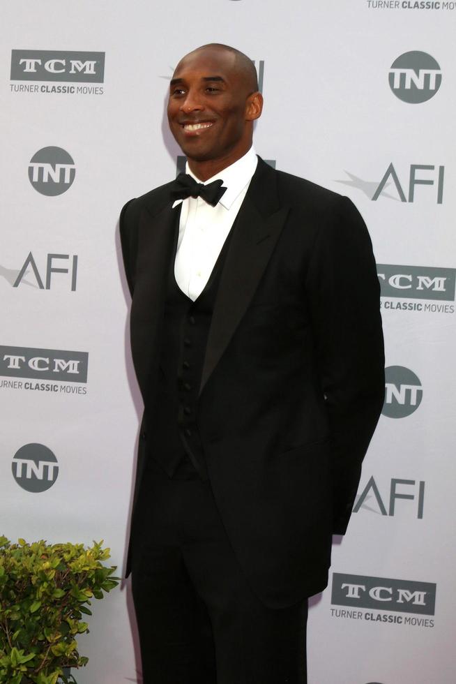 los angeles, 9 giugno - kobe bryant all'American Film Institute 44° premio alla carriera tributo di gala a john williams al teatro dolby il 9 giugno 2016 a los angeles, ca foto