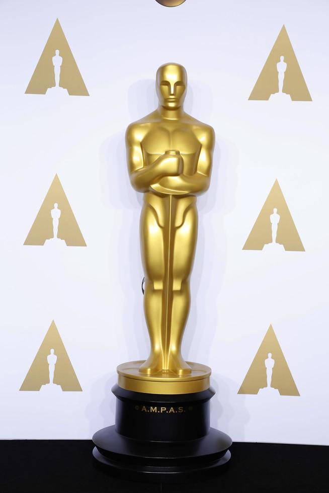 los angeles, 28 febbraio - statua dell'oscar all'88° premio annuale dell'accademia, sala stampa al teatro dolby il 28 febbraio 2016 a los angeles, ca foto