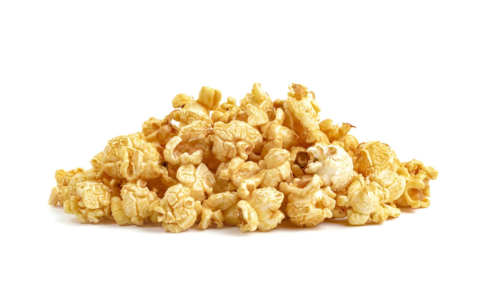 popcorn isolato su sfondo bianco foto