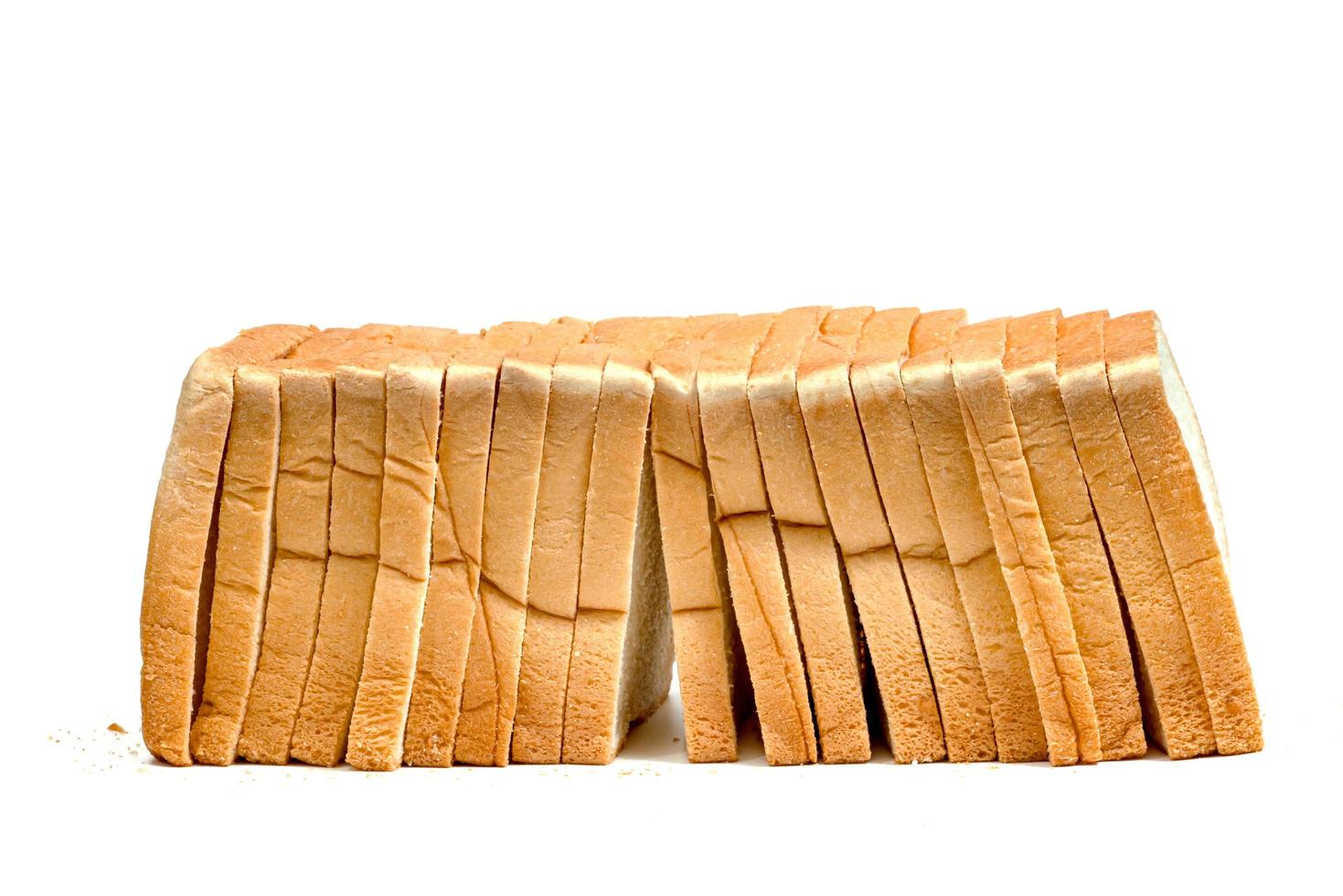pane a fette isolato su sfondo bianco foto