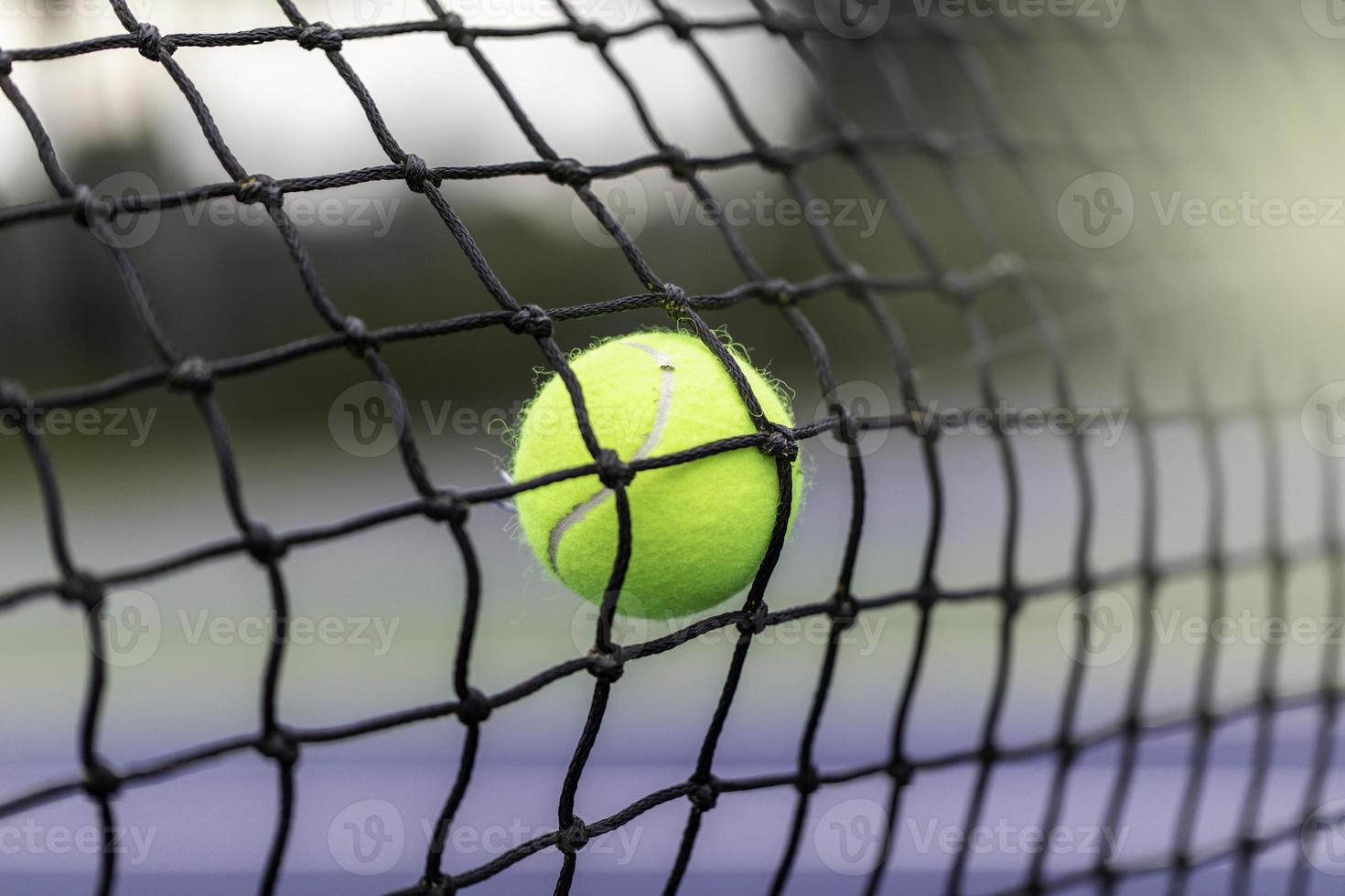 colpa della pallina da tennis foto