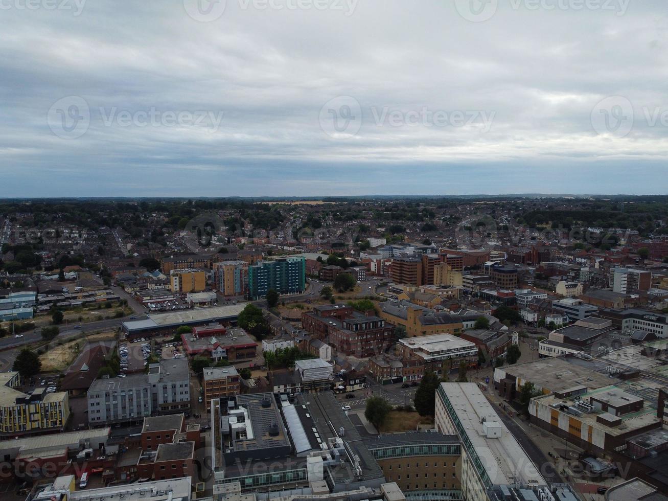 splendida vista aerea del centro di luton città dell'inghilterra regno unito, centro città di londra luton foto