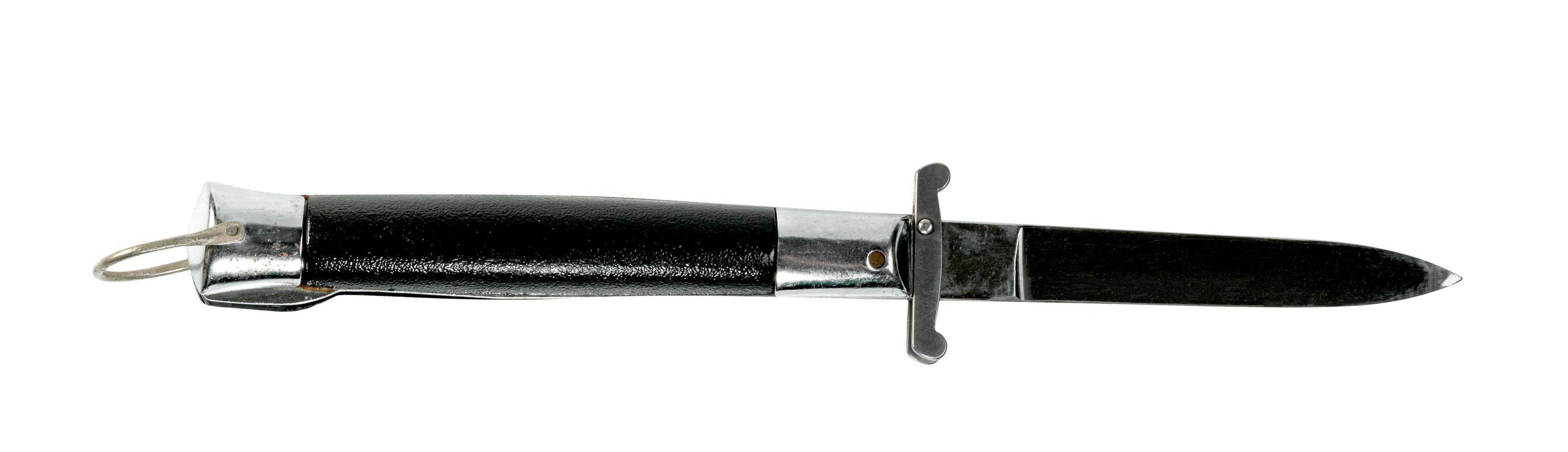 coltello da tasca nero isolato su sfondo bianco, include tracciato di ritaglio foto