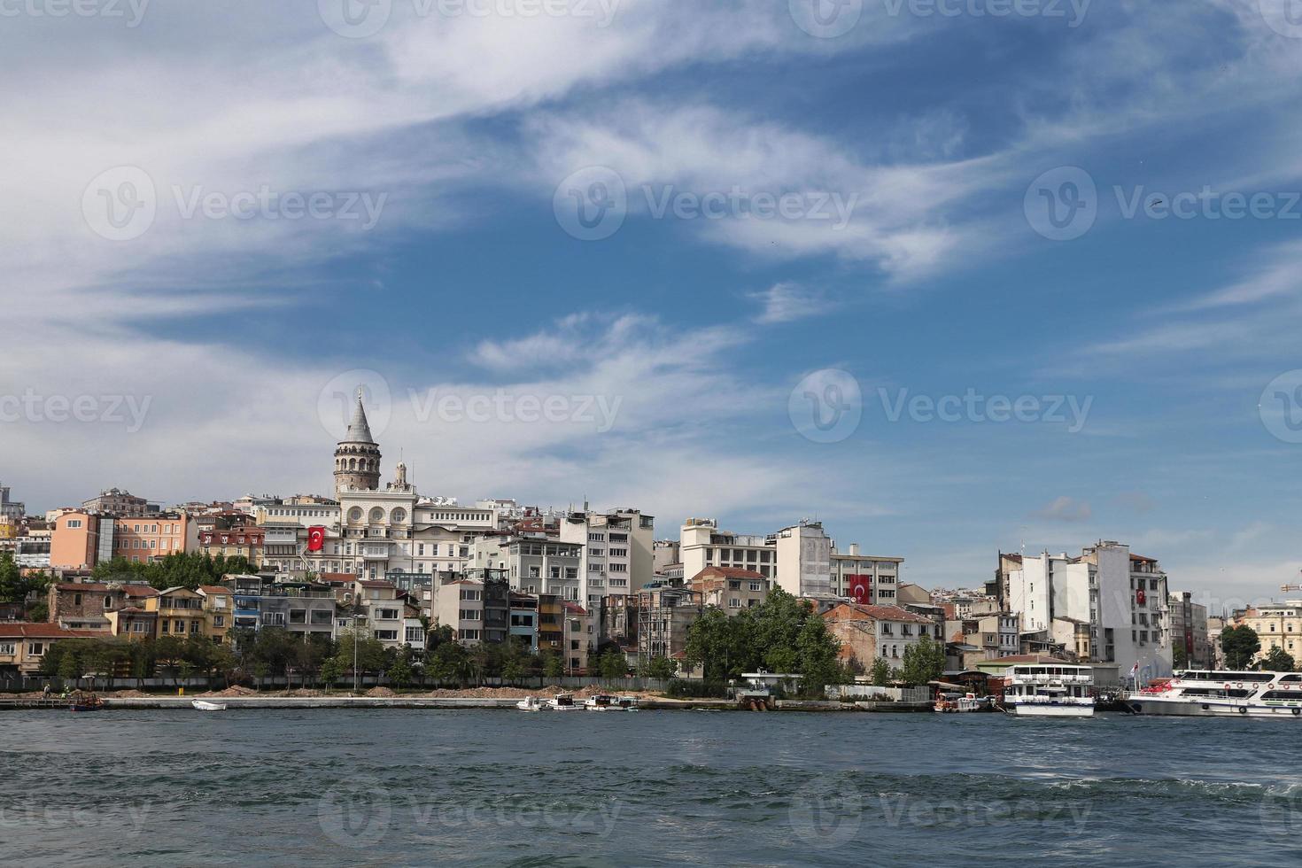 karakoy e torre di galata nella città di istanbul foto