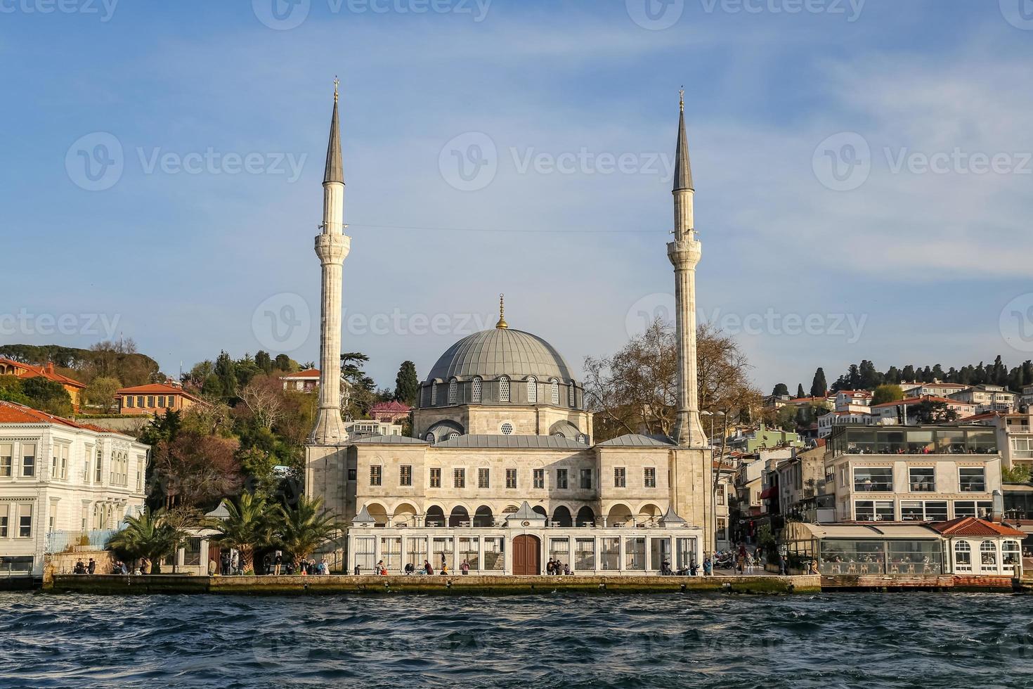 moschea beylerbeyi a istanbul, turchia foto