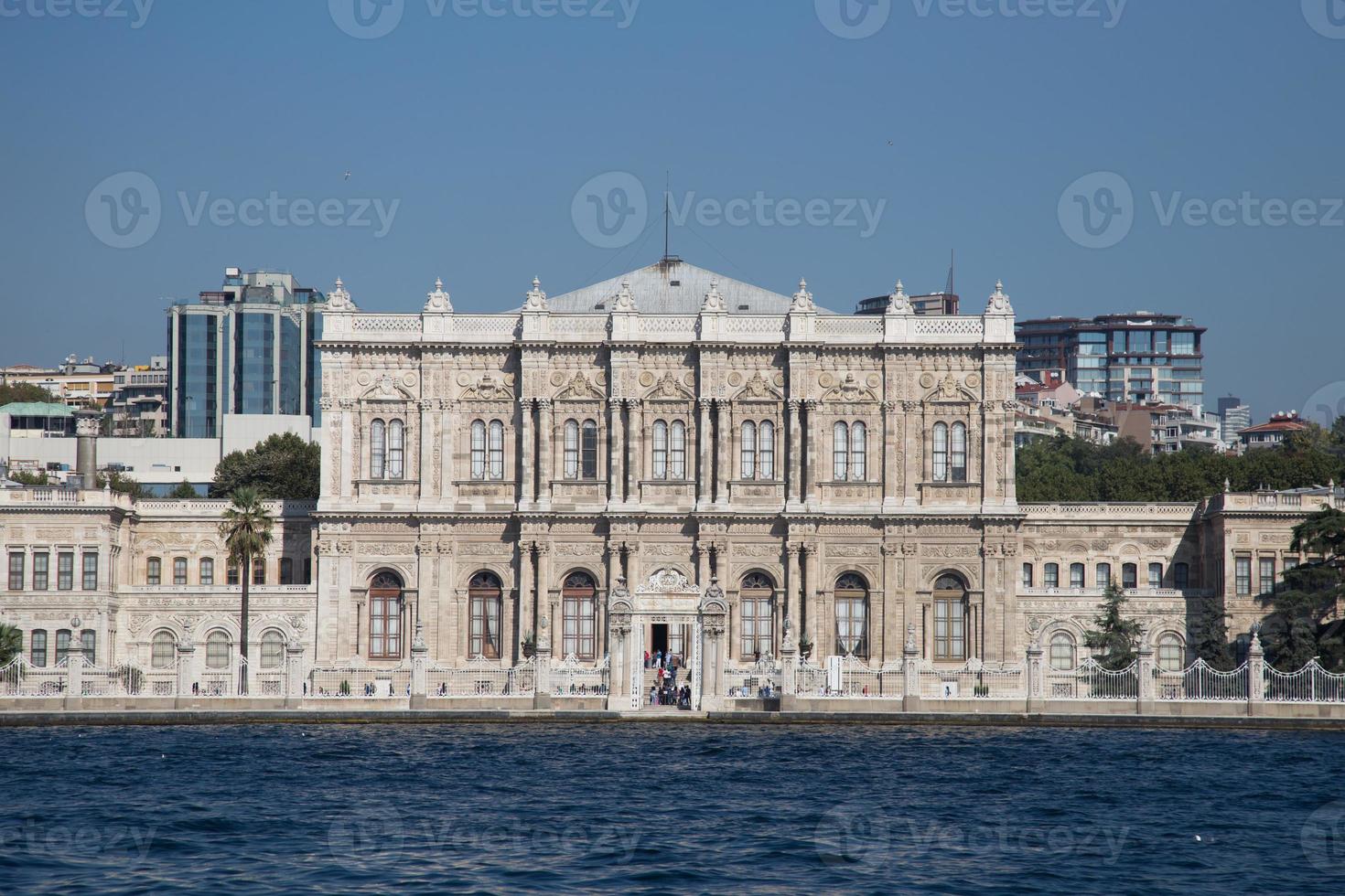 palazzo dolmabahce a besiktas, città di istanbul, turchia foto