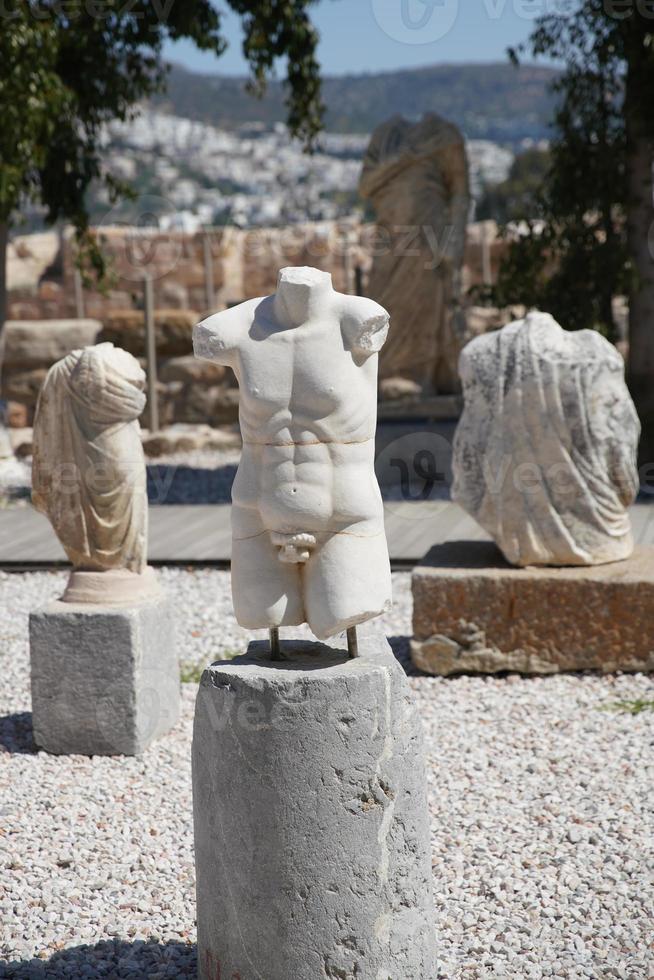 scultura nel castello di bodrum, in turchia foto