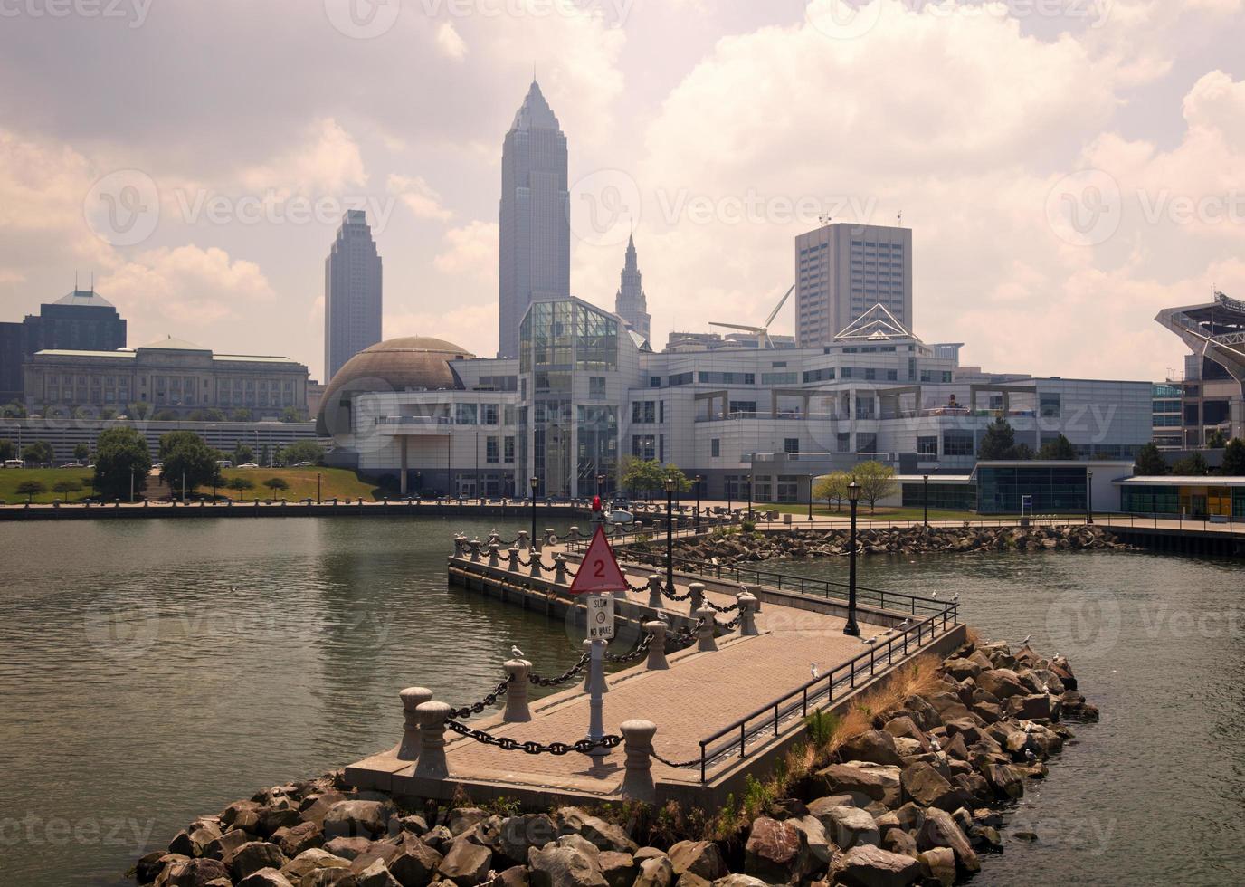Cleveland dal lago Erie foto