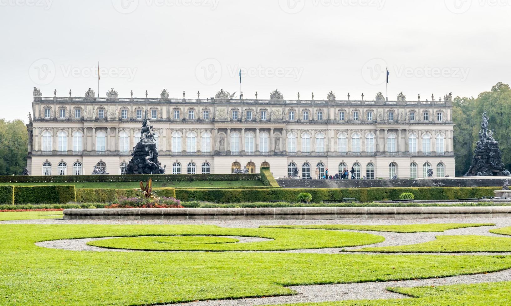 palazzo herrenchiemsee in germania foto