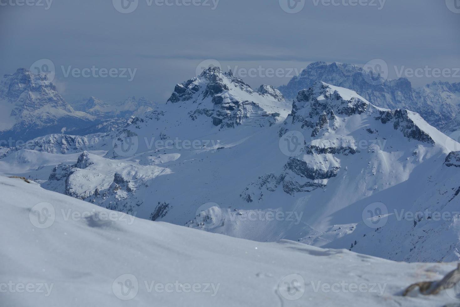 natura invernale di montagna foto