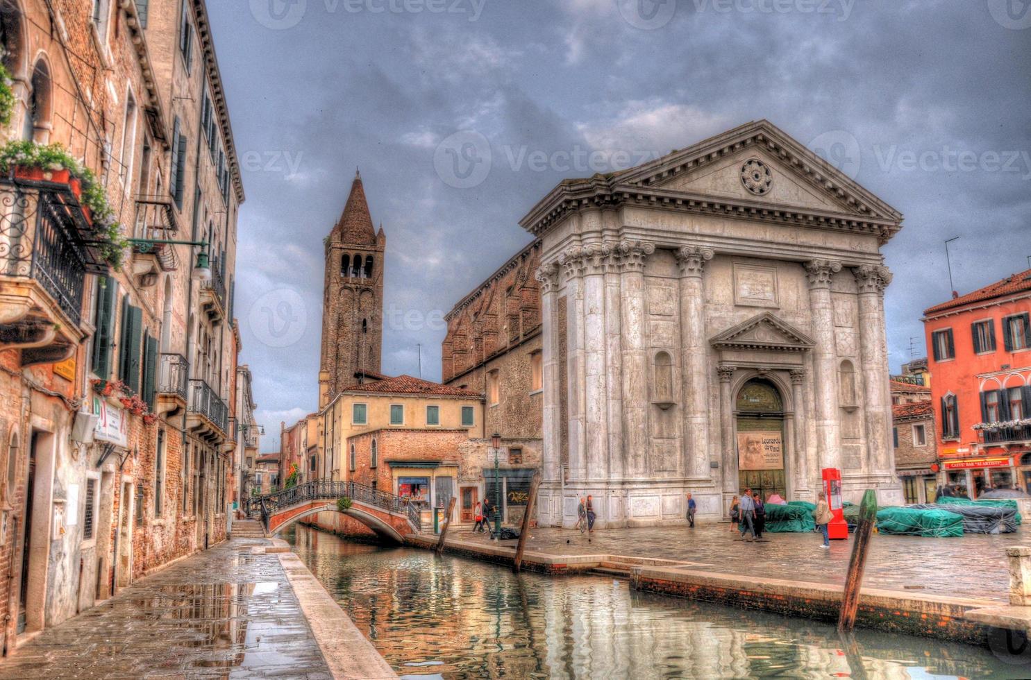 canale nel Venezia con circa' rezzonico palazzo, Venezia, Italia hdr foto