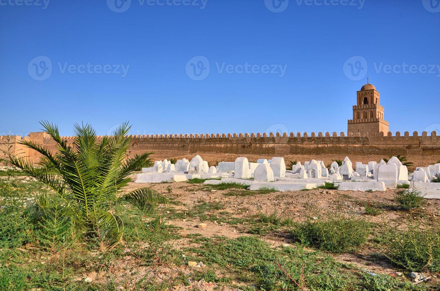 antico cimitero musulmano, deserto del sahara, grande moschea, kairouan, foto
