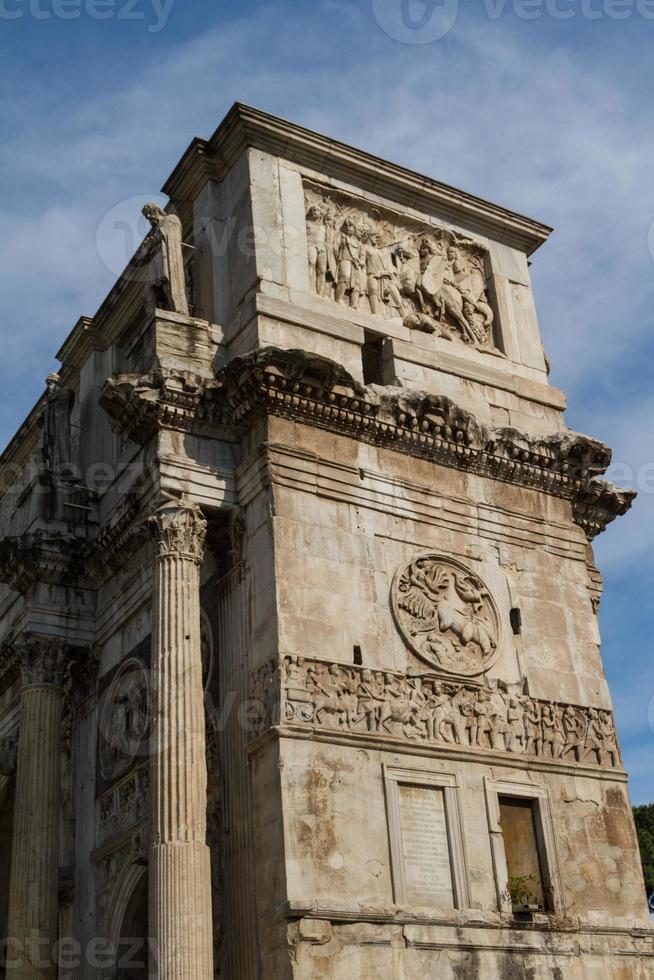 l'arco di costantino, roma, italia foto