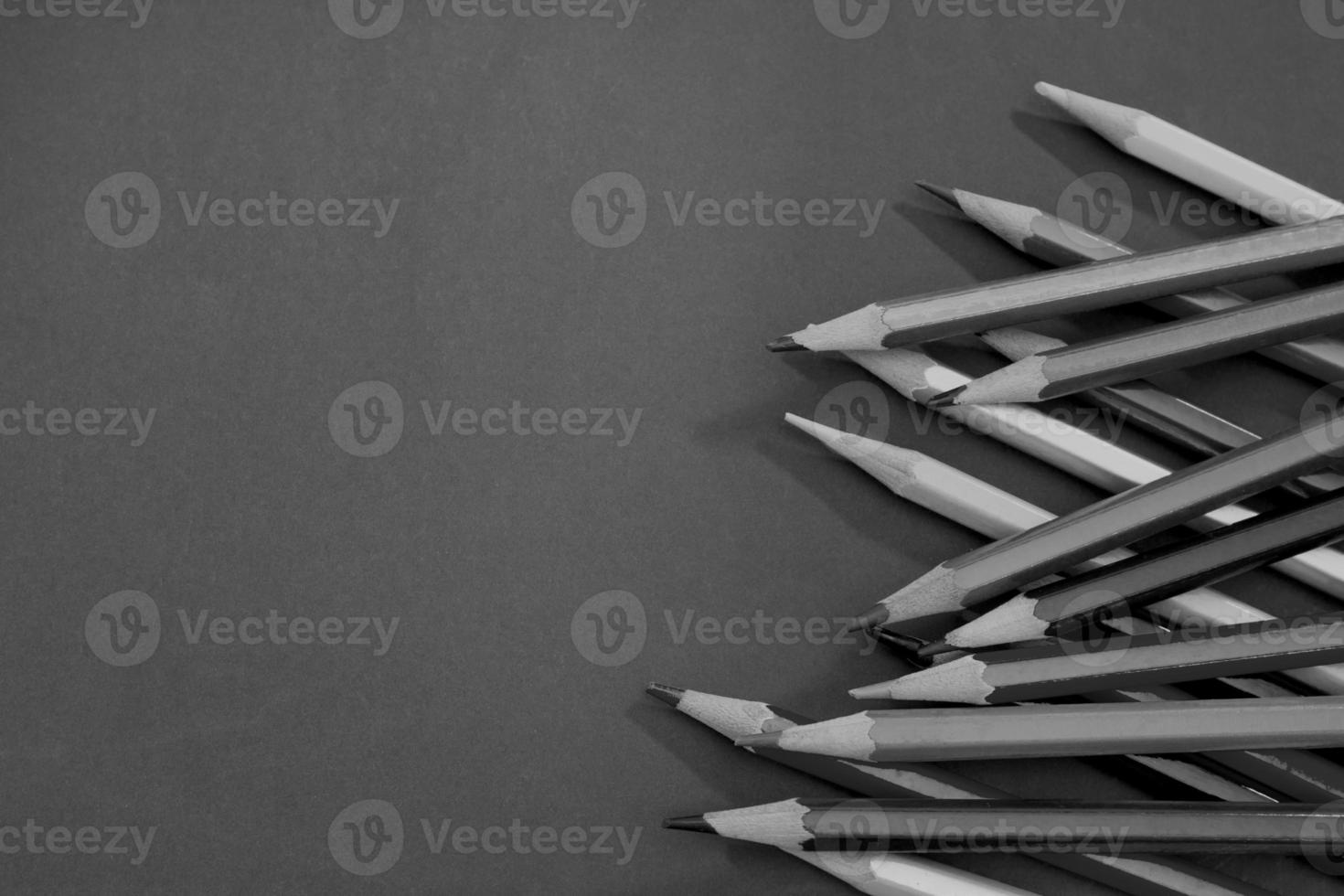 avvicinamento colore matita su Marrone carta, nero e bianca immagine foto