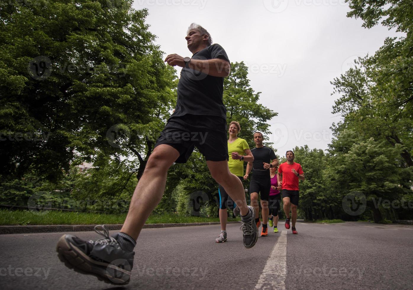 corridori squadra su mattina formazione foto