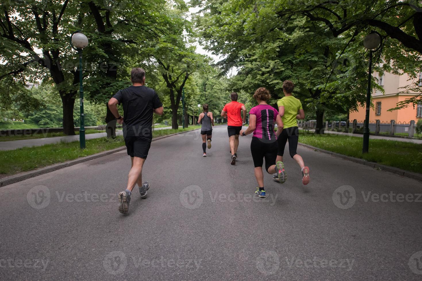 corridori squadra su mattina formazione foto